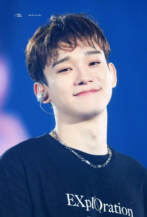 CHEN CHEN CHENIEEE💚 | WE LOVE YOU JONGDAE Chen Smile, Exo Jongdae, Materi Bahasa Jepang, Exo Luxion, Celebrity Magazines, Exo Ot12, Exo Chen, Chanyeol And Do, Kim Junmyeon