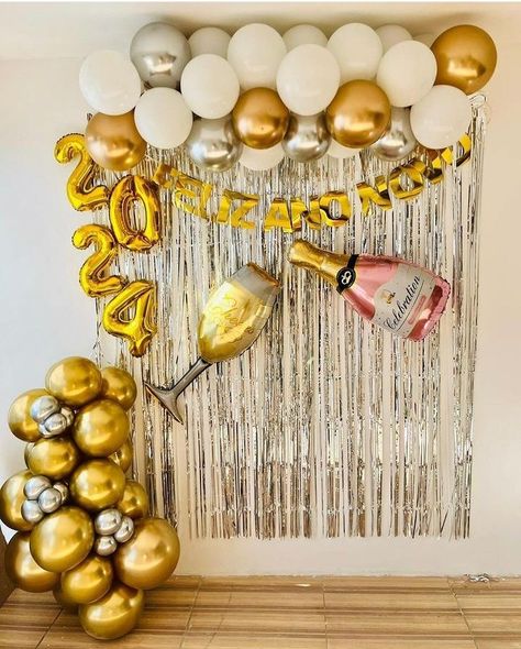 New Year's Eve Backdrop, Happy New Year Backdrop, New Years Eve Party Ideas Decorations, Welcome Home Decorations, New Year Backdrop, New Year Table, New Year's Party Decorations, New Year's Eve Celebrations, New Year Photos