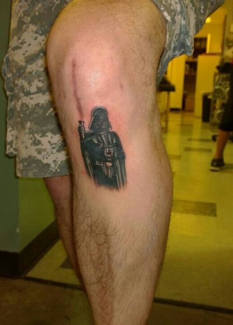 Scar saver Truck Tattoos, Zipper Tattoo, Darth Vader Tattoo, Nerdy Tattoos, Rock Tattoo, Sabre Laser, Scar Tattoo, Dark Vador, Octopus Tattoo