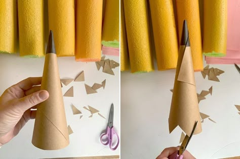 Pencil Costume, Good Character Bulletin Board Ideas, Bouquet Of Pencils, Pencil Bouquet, Back To School Decoration Ideas, Giant Pencil, Making Crayons, Decoration Vitrine, Preschool Decor