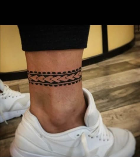 Maori Tattoo Frau, Ankle Band Tattoo, Ankle Tattoo Men, Leg Band Tattoos, Tato Maori, Polynesian Tattoos Women, Tattoos Nature, Ankle Bracelet Tattoo, Forearm Band Tattoos