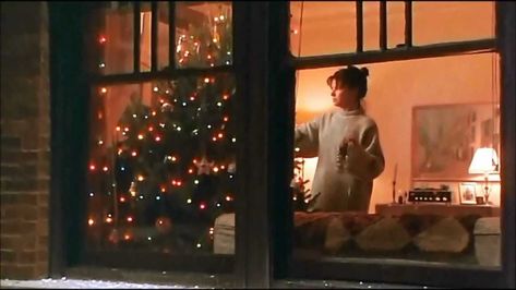 while you were sleeping bullock - Google Search Lucy While You Were Sleeping, While You Were Sleeping, Christmas Time Is Here, Christmas Feeling, Warm Christmas, Love Actually, Sandra Bullock, Merry Little Christmas, Christmas Mood