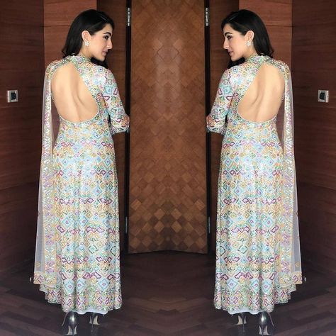 140+ Sara Ali Khan Images Download, Sara Ali Khan Images - 99 Bollywood Images Elegant Royal Dresses, Indian Dress Up, Indian Kurti Designs, Neck Designs For Suits, Long Kurti Designs, Indian Saree Blouses Designs, Traditional Indian Outfits, Dress Neck Designs, Indian Gowns Dresses