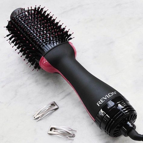 WIN - Revlon One-Step Hair Dryer One Step Hair Dryer, Revlon Hair Dryer, Curled Ends, Salon Blowout, Revlon Professional, Oval Brush, Hair Dryer Brush, Hair Brush Straightener, Straightening Brush