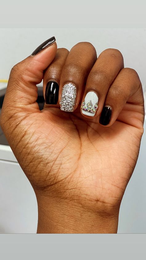 50th Birthday Nails, Party Nails, Healthy Beauty, Birthday Nails, 30th Birthday, Mani Pedi, 50th Birthday, Natural Nails, Makeup Nails