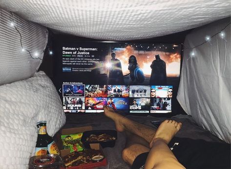 Sleepover Room, Dream Dates, Romantic Date Night Ideas, Cute Date Ideas, Dream Date, Fun Sleepover Ideas, Foto Poses, Boyfriend Goals, Friend Goals