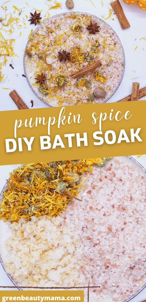 Pumpkin Spice Bath Salt Recipe - Easy DIY Bath Soak Diy Bath Salts Easy, Diy Bath Soak Recipes, Diy Bath Salts With Essential Oils, Herbal Bath Recipes, Bath Salt Recipe, Bath Salts Diy Recipes, Homemade Bath Salts Recipe, Diy Bath Soak, Milk Bath Recipe