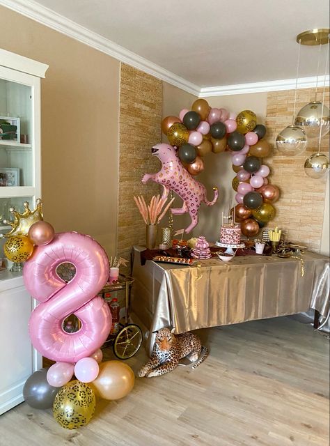 Cheetah Themed Birthday Party, Leopard Birthday Party, Leopard Birthday Parties, Cheetah Party, Themed Birthday Party Ideas, Leopard Birthday, 40th Bday Ideas, Leopard Party, Baby Shower Party Themes