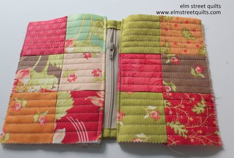 Quilted Pouch Tutorial, Zip Pouch Tutorial, Double Zipper Pouch, Quilted Bag Patterns, Purse Crafts, Zipper Pouch Tutorial, Pouch Tutorial, Tote Bags Sewing, Backpack Pattern