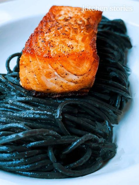 Salmon Scampi, Squid Ink Pasta Recipe, Seafood Pasta Bake, Lemon Rosemary Salmon, Squid Ink Spaghetti, Pasta With Salmon, Beet Risotto, Black Pasta, Ink Pasta