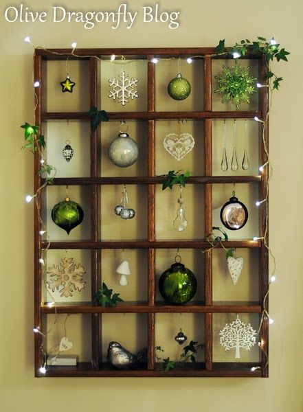 Year Round Ornament Display, How To Display Ornaments, Christmas Ornament Display Ideas, Ornament Display Ideas, Display Christmas Ornaments, Pigeon Hole Shelves, Dragonfly Diy, Pigeon Hole, Chirstmas Decor