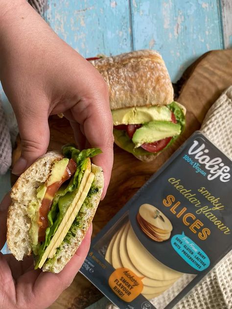 We reviewed the Violife vegan cheese for you, so you know what to expect when you buy it! An alternative to cheese that is vegan and tasty! Peach Curd, Violife Cheese, Wild Garlic Pesto, Ciabatta Roll, Summer Sandwiches, Vegan Cheddar, Curd Recipe, Dairy Free Cheese, Cream Cheese Spreads