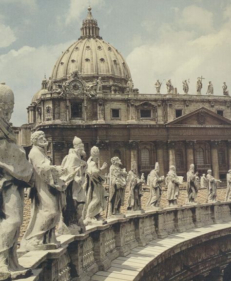 архитектура, старина, философия, мысли, принадлежность миру Saint Peter’s Basilica, Vatican Italy, Red Aesthetics, Le Vatican, Visit Rome, Vatican Museums, Beautiful Cities, Vatican City, Travel List