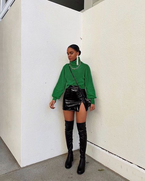 Talia on Instagram: “Black & green ft. this gorgeous skirt via @windsorstore #windsorstore #windsorambassador ad.” Winter Las Vegas Outfit, Winter Club Outfit Clubwear Night, Night Club Outfits Winter, Winter Club Outfit Clubwear, Night Out Outfit Clubwear Winter, Prague Outfits, Las Vegas Outfits Winter, Winter Club Outfits, Night Out Outfit Clubwear