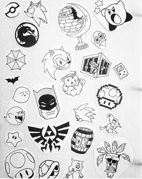 Flash Art Tattoos, Black And White Tattoos, Sketch Minimalist, Sketches Design, Friday The 13th Tattoo, White Tattoos, Graffiti Tattoo, Geek Tattoo, Tattoo Flash Sheet