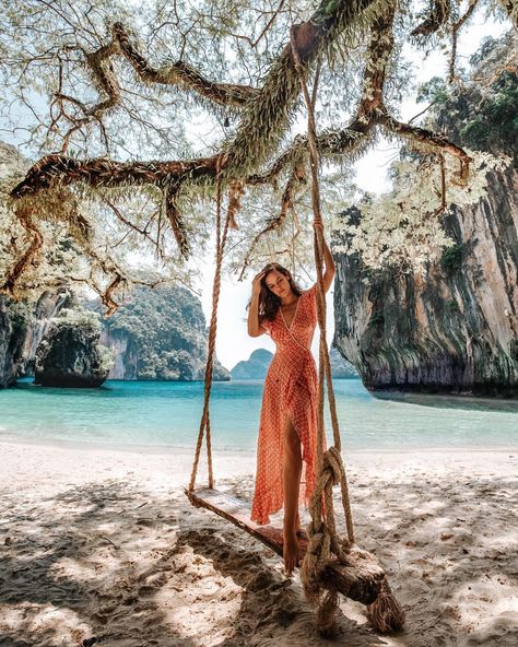 Quiet mornings on Lading Island @yinonh 🔸 Wearing @poupettestbarth 10 Days In Thailand, Beach Fotos, Thailand Pictures, Summer Vibes Adventure, Thailand Outfit, Travel Pose, Thailand Vacation, Thailand Adventure, Thailand Photos