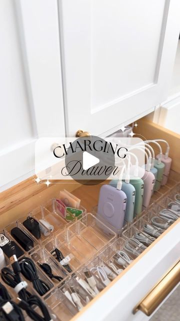 Michelle Hansen on Instagram: "Comment “LINK” and I’ll send you the link to everything. I used to make a charging drawer in my office.  #homeorganization #momhack #amazonfind #organizing #organizingtips #amazonhome #organization #chargingdrawer #rorrycharger" Tech Drawer Organization, Coffee Drawer Organization, Charging Station Ideas, Charging Drawer, Charging Station Drawer, Ocd Organization, Build House, Organization Inspiration, Drawer Organizers