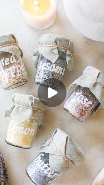 Flavoured Salts Diy, Flavored Salt Recipes Gift Ideas, Season Salt, Diy Season Salt, Citrus Salt Recipe, Flavored Finishing Salt, Flavored Salts Recipes, Dried Lemon Zest, Infused Salt