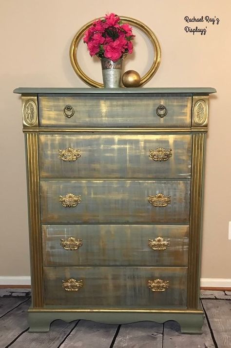 #GoldLeaf #GoldGilding #LeafCrafts #GoldLeafCrafts #GoldLeafProjects #GoldLeafDIY #DIYGoldLeaf Gold Leaf Dresser, Gold Leaf Furniture, Furniture Painting Techniques, Dry Brush, Painted Dresser, Furniture Painting, Furniture Renovation, Painting Furniture Diy, Funky Furniture