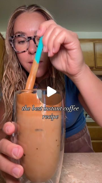 katie on Instagram: "so easy & only 3 ingredients 🫶🏻 #athomecoffee #instantcoffee #icedcoffee #icedcoffeerecipe #momlife" Keto Iced Coffee Recipe Easy, Easy Coffee Drinks Recipes At Home, Quick And Easy Iced Coffee Recipe, How To Make Iced Coffee At Home Easy, Healthy Iced Coffee Recipe At Home, Diy Iced Coffee Recipes At Home, How To Make Iced Coffee At Home, Diy Coffee Drinks At Home, Sweet Iced Coffee Recipe