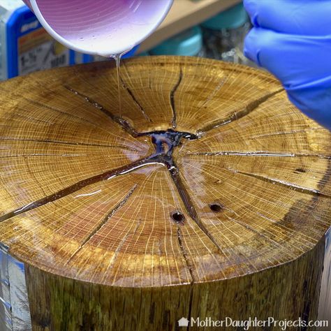 Modern Tree Stump Furniture - Mother Daughter Projects Tree Stump Ideas Outdoor, Stump Chair, Tree Stumps Diy, Log Tables, Tree Stump Ideas, Stump Decor, Tree Stump Furniture, Swings Outdoor, Log End Tables