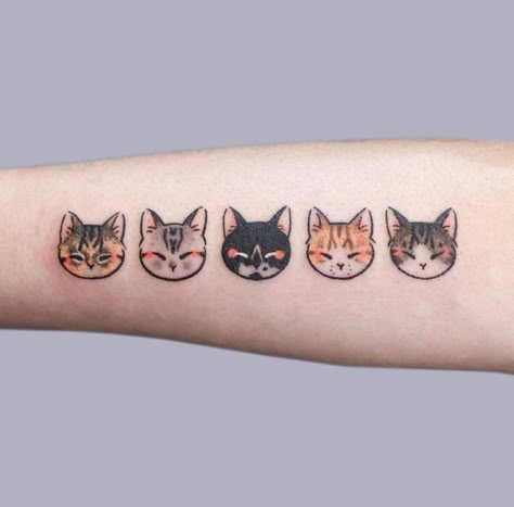 Pet Cat Tattoo Ideas, Multiple Cat Tattoo, Ignorant Tattoos, Cat Tatto, Places For Tattoos, Cute Cat Tattoo, Cat Tattoos, Kawaii Tattoo, Cat Tattoo Designs