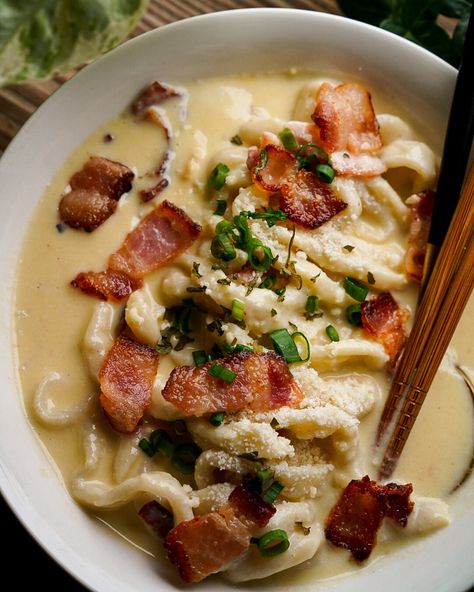 Miso Carbonara, Miso Udon, Pan Asian Food, Udon Recipe, Video Cooking, Cooking Wine, Pasta Noodles, How To Cook Eggs, Savory Recipes