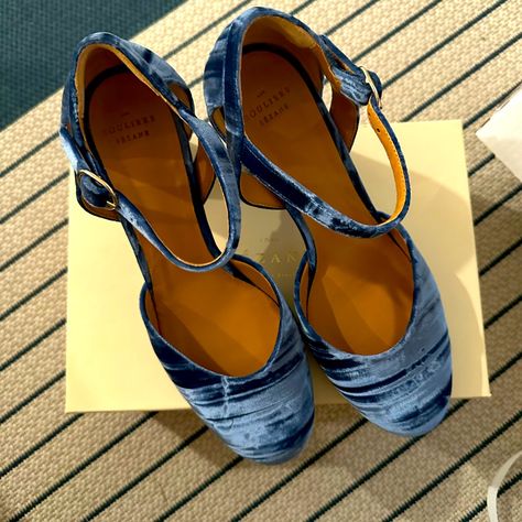 Brand New Sezane Katie Heels In Blue Velvet. Just Purchased, Too Big. Size 42 Or Us 11 (Fits 10.5). Very Beautiful Perfect For Spring And Summer! Colorful Wedding Shoes, Velvet Block Heels, Blue Wedding Shoes, Strappy Pumps, Velvet Heels, Blue Pumps, Size 11 Heels, Blue Heels, Velvet Color