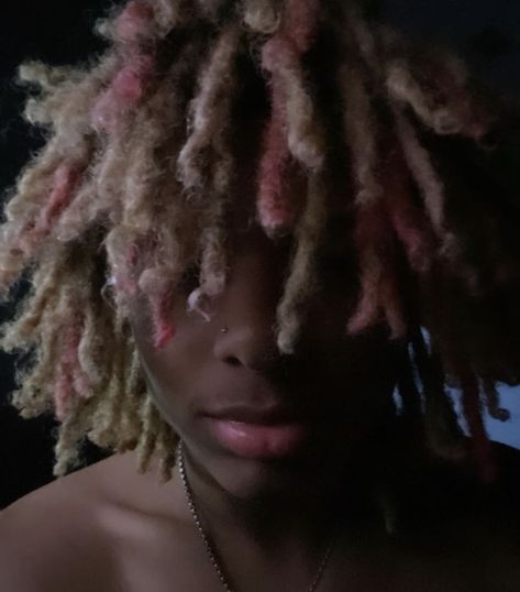 2 Color Dreads, Dreads Dyed Men, Blonde And Pink Dreads, Colored Locs Men, Dread Dye Ideas Men, Blonde And Pink Locs, Dread Dye Ideas, Red And Black Dreads, Pink Dreads Men