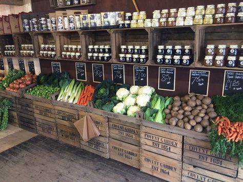 Farm Shop Shelving, Produce Store Design, Small Farm Shop Ideas, Country Market Ideas, Farm Market Store, Farm Shop Design, Farm Shop Aesthetic, Farm Store Display, Farm Shop Ideas Country Stores