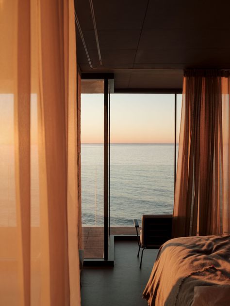 Torremuelle, a Room With a Sea View / Estudio Primitivo González | ArchDaily Bedroom With A View, Sea View Bedroom, Masculine Bedroom Decor, Mini Apartments, Acoustic Ceiling Panels, Masculine Bedroom, Decor 2024, Beach View, Sea View