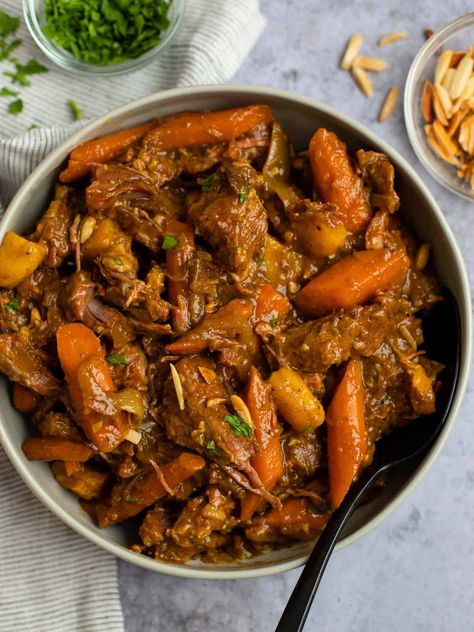 Slow Cooker Lamb Tagine (Moroccan Lamb Stew) - Danas Table Moroccan Lamb Stew, Crockpot Lamb, Lamb Tagine Recipe, Moroccan Lamb Tagine, Moroccan Stew, Lamb Tagine, Lamb Stew Recipes, Hearty Stew, Slow Cooker Lamb