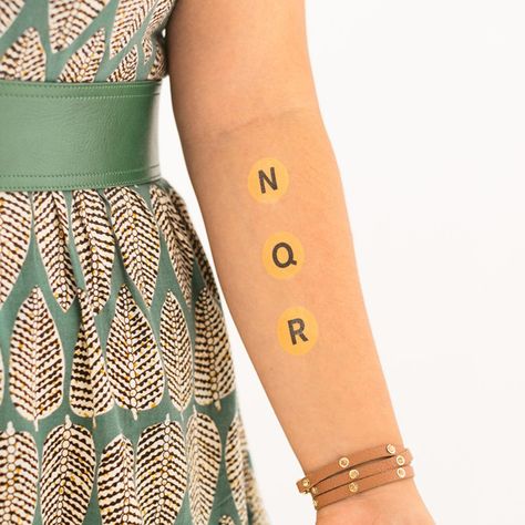 New York City Subway / 43 Rad Tattoos To Pay Tribute To Your Favorite Place (via BuzzFeed) Nyc Subway Tattoo, Subway Tattoo, Lark Tattoo, Twilight Tattoos, Rad Tattoos, Lines Tattoo, Hp Tattoo, Piercings Ideas, New York Tattoo