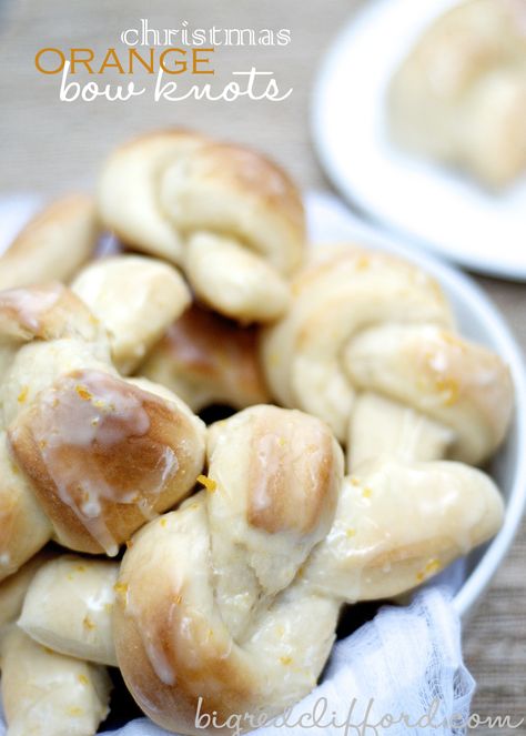 Orange Bow Knot Rolls- perfect for Christmas morning! Knot Rolls, Cakes From Scratch, Holiday Buffet, To My Aunt, Chocolate Peanut Butter Desserts, Favorite Christmas Recipes, Christmas Orange, Orange Glaze, Orange Christmas