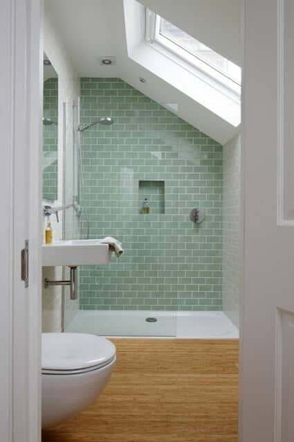 Mint Green Bathrooms, Attic Bathroom Ideas, Design Interior Baie, Space Bathroom, Loft Bathroom, Decor Baie, Small Bathroom Makeover, Small Remodel, Tiny Space