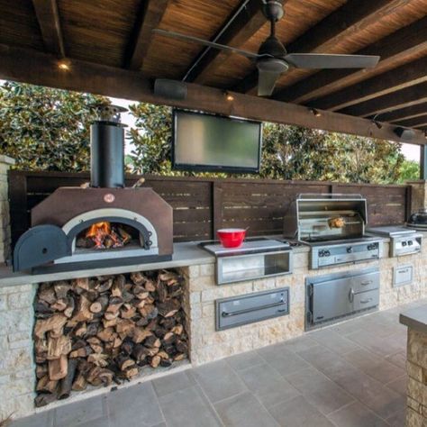 Top 50 Best Built In Grill Ideas - Outdoor Cooking Space Designs Backyard Kitchens, Outdoor Kitchen Design Layout Grill Area, Outdoor Kitchen Design Modern, Outdoor Cooking Spaces, Outdoor Cooking Area, Kitchen Design Layout, Outdoor Kitchen Decor, Kitchen Design Diy, Outdoor Bbq Kitchen