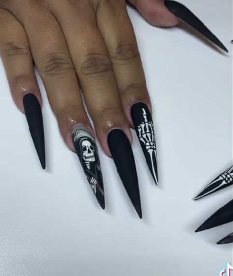 Black Themed Nails Acrylic, Grim Reaper Nails, Tokyo Ghoul Nails, Taurus Nails Designs, Graffiti Nails, Skull Nails, Witch Nails, Holloween Nails, Witchy Nails