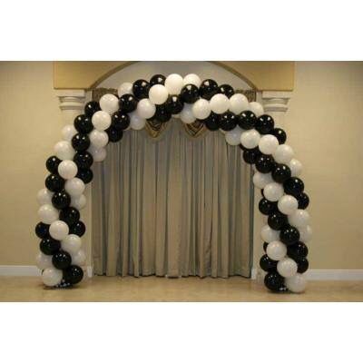 Balloon arch Moon And Star Quotes, Black And White Balloons, Birthday Party Planner, African Fabric Dress, Stunning Bridesmaid Dresses, Birthday Balloon Decorations, Christmas Balloons, Black Balloons, Hall Decor