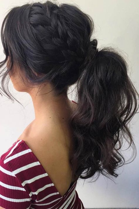 Best Sporty Ponytail Hairstyles for Your Workout Routine ★ See more: http://lovehairstyles.com/best-sporty-ponytail-hairstyles/ High Curly Ponytail, Ponytail Ideas, Prom Hair Updo, A Ponytail, Prom Hairstyles For Long Hair, Hairless Cat, Peinados Fáciles Para Cabello Corto, Penteado Cabelo Curto, Hair Updo