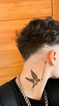 Neck Tattoo For Boys, Tato Simple, Rib Tattoos For Guys, Side Neck Tattoo, Dragon Tattoo Art, Simple Tattoos For Guys, Forearm Band Tattoos, Best Couple Pics For Dp, Ear Art