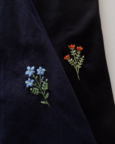 Floral Shirt Embroidery, Tiny Floral Embroidery, Floral Embroidery Clothes, Tiny Embroidered Flowers, Self Embroidery Designs, Subtle Embroidery On Clothes, Tiny Leaf Embroidery, Tiny Flowers Embroidery, Small Embroidery Designs On Tshirt