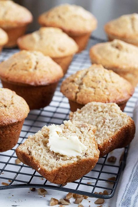 Maple Muffins, Apple Oatmeal Muffins, Bacon Muffins, Maple Recipes, Walnut Muffins, Organic Valley, Cranberry Orange Muffins, Orange Muffins, Lemon Bar