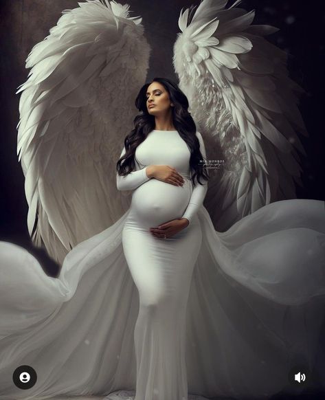 Angel Wing Maternity Photoshoot, Glam Maternity Shoot, Headshot Photoshoot, Maternity Props, Maternity Picture Outfits, Baby Bump Pictures, Black Angel Wings, Maternity Photoshoot Outfits, Maternity Picture