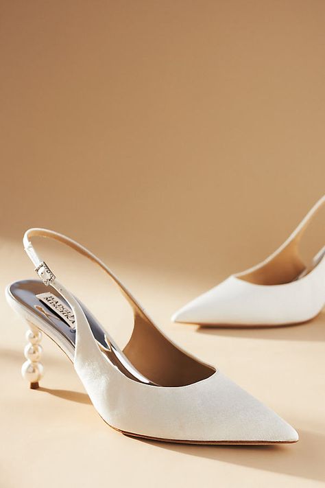 The Badgley Mischka Beatrix Slingback Pumps, adorned with an eye-catching stacked bubble heel, are ready to carry you through your special day in elegant style. | Beatrix Slingback Pumps by Badgley Mischka in White, Women's, Size: 7, Leather/Plastic/Wood at Anthropologie Classic Wedding Shoes, Fall Wedding Shoes, White Heels Wedding, Bride Heels, Elegant Wedding Shoes, White Bridal Shoes, Bridal Pumps, Ivory Wedding Shoes, Wedding Shoes Bride