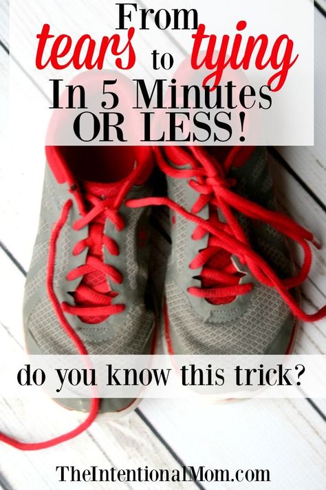 Teaching kids to tie their shoes can be frustrating and we NEED them to tie their shoes! With this trick they'll get it in 5 minutes or less via @www.pinterest.com/JenRoskamp Teaching Shoe Tying, Tie Shoes Kids, Tying Shoes For Kids Teaching, Anime Braids, Learn To Tie Shoes, Teaching Weather, Country Dates, Gentlemens Guide, How To Tie Shoes