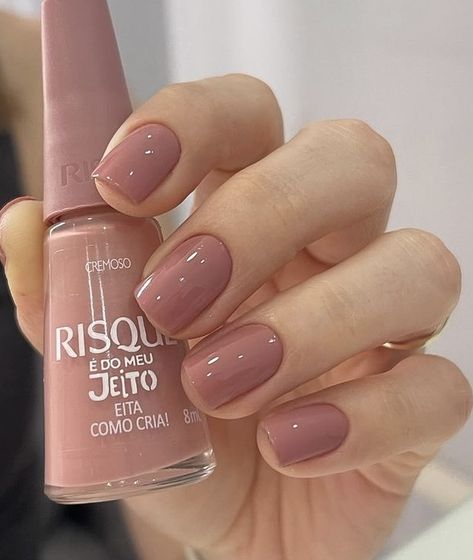 Nail Paint Shades, Hello Nails, Subtle Nails, Simple Gel Nails, Chic Nails, Perfect Nails, Nude Nails, Trendy Nails, Beauty Nails