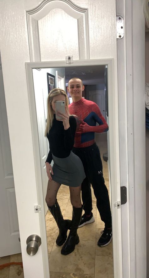 Spiderman And Gwen Stacy Halloween Costume, Spider Man Gwen Stacy Costume, Gwen And Peter Costume, Spiderman Gwen Stacy Costume, Spider Man And Mj Halloween Costume, Peter And Gwen Costume, Gwen Costume Spiderman, Peter Parker And Gwen Stacy Costume, Couples Halloween Costume Spiderman