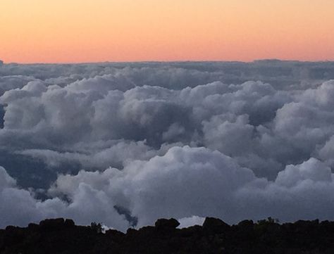 Hawaii Above The Clouds, Hawaii Bucket List, Things To Do In Maui, Dream Proposal, Kaanapali Beach, Bucket List Ideas, Maui Travel, Road To Hana, Travel Recommendations