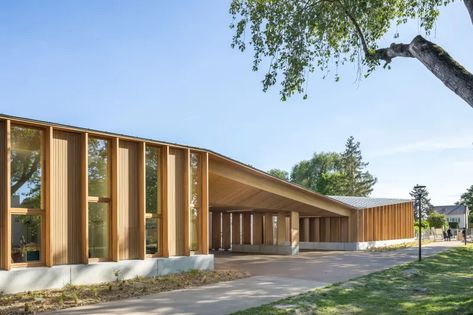 Larch Cladding, Wood Facade, Wooden Facade, Timber Roof, Urban Agriculture, Recreation Centers, Cultural Architecture, School Community, School Building