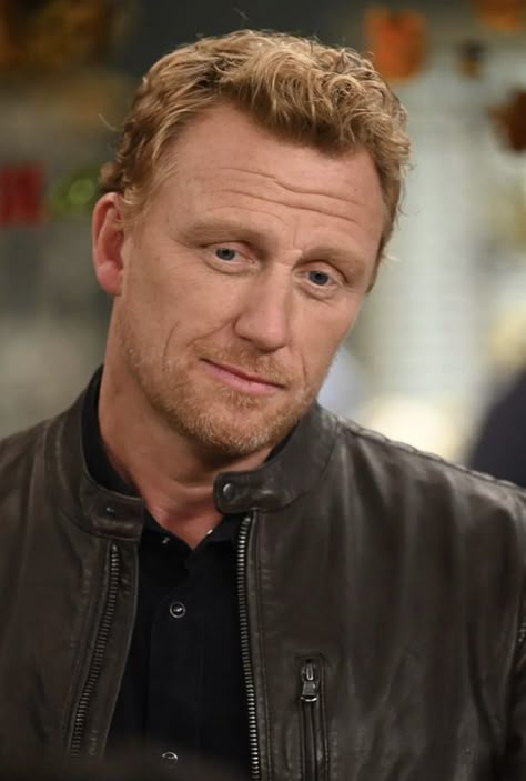 Owen Hunt Greys Anatomy, Kevin Mckidd Owen Hunt, Owen Hunt Aesthetic, Greys Anatomy Owen, Greys Anatomy Wallpaper, Anatomy Wallpaper, Smash Board, Kevin Mckidd, Owen Hunt